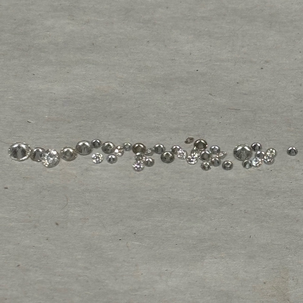 Lot of 38 Loose Diamonds — 1.1 Total Weight #5597